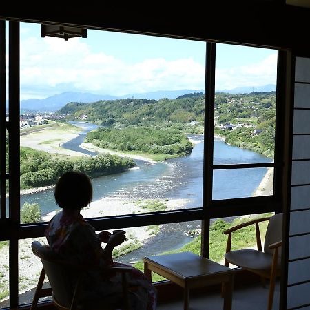 Yoshinotei Hotel Iida Exterior foto