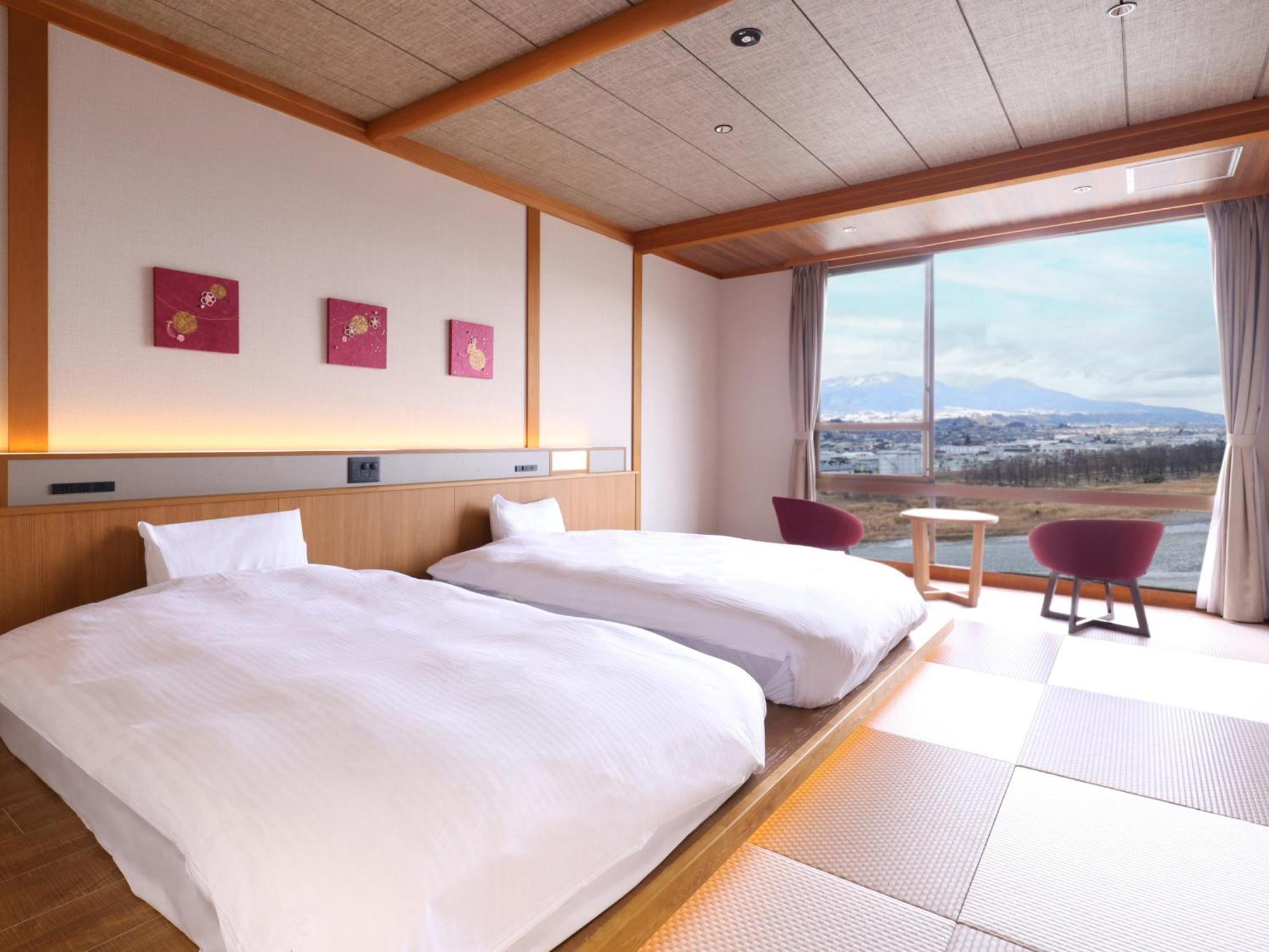 Yoshinotei Hotel Iida Exterior foto